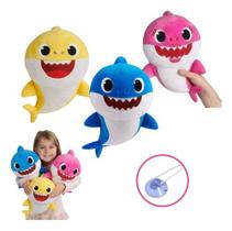 Kit 3 Baby Shark Pelúcia Antialérgico Brinc Ventosa Musical