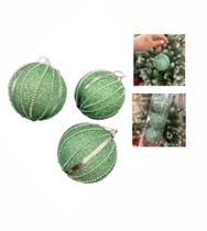 Kit 3 Bolas Natal Verde com Gliter e Adornos Prata 8 cm Luxo Kit 3 Bolas Natal Verde com Gliter e Adornos Prata 8 cm Luxo