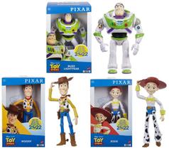 Kit 3 Bonecos Articulados Woody Buzz e Jessie Clássicos Toy Store - 31Cm - Disney Pixar - Toy Story 30 Anos Mattel