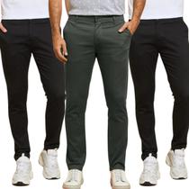 Kit 3 Calças de Sarja Chino Com Bolso Traseiro Embutido Alfaiataria Kit 3 Calças de Sarja Chino Com Bolso Traseiro Embutido Alfaiataria