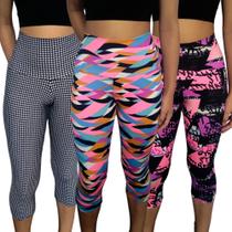Kit 3 Calças Femininas Corsário Justas Cós Cintura Alta Estampas Sortidas Suplex PP ao Plus Size