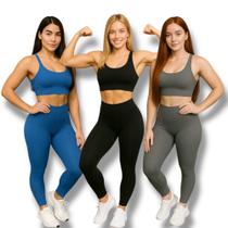 Kit 3 Calças Legging BÁSICAS COLORIDAS Leg Fitness Academia Corrida Cintura Alta FEMININA 579 Kit 3 Calças Legging BÁSICAS COLORIDAS Leg Fitness Academia Corrida Cintura Alta FEMININA 579