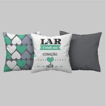 Kit 3 Capas Almofada Para Sala Lar É Onde Seu Coração Está Kit 3 Capas Almofada Para Sala Lar É Onde Seu Coração Está