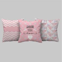 Kit 3 Capas De Almofadas Geométricas Aqui Tem Amor 40x40