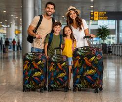Kit 3 Capas Mala Viagem P M G Com Estampa Colorida De Aves Tropicais E Folhagens Exóticas Familia Kit 3 Capas Mala Viagem P M G Com Estampa Colorida De Aves Tropicais E Folhagens Exóticas Familia