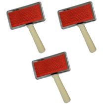 Kit 3 Escova Rasqueadeira Cães E Gatos Cabo Madeira 12X8,5Cm Kit 3 Escova Rasqueadeira Cães E Gatos Cabo Madeira 12X8,5Cm