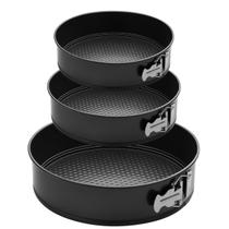 Kit 3 Formas Redondas Fundo Removível 24 26 28cm Antiaderente para Forno Bolo Torta Com Trava Ideal para Confeitaria Cozinha Assar Kit 3 Formas Redondas Fundo Removível 24 26 28cm Antiaderente para Forno Bolo Torta Com Trava Ideal para Confeitaria Cozinha Assar