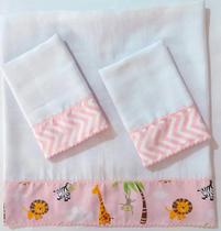 Kit 3 Fraldas Bebê Menina 2 Boca 32x32 1 Ombro 70x70 100% Algodão com Barra Estampada