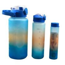 Kit 3 Garrafas Motivacionais Gradientes 2L, 900ml e 350ml Kit 3 Garrafas Motivacionais Gradientes 2L, 900ml e 350ml
