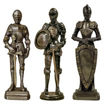 Kit 3 Guerreiros Soldados Medievais Na Base Estátua Dourado