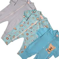 Kit 3 Macacões para Bebê 100% Algodão e Vira Pé, Cores e Estampas Sortidas Kit 3 Macacões para Bebê 100% Algodão e Vira Pé, Cores e Estampas Sortidas