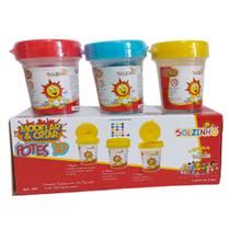 Kit 3 Massinhas De Modelar Colorida 141g Forminhas Na Tampa Kit 3 Massinhas De Modelar Colorida 141g Forminhas Na Tampa
