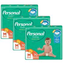 Kit 3 Pacotes Fraldas Personal Baby - Tamanho M - 70 Un Cada Total de 210 Unidades