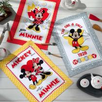 Kit 3 Panos de Copa Felpudo Estampado Dohler Mickey e Minnie II Kit 3 Panos de Copa Felpudo Estampado Dohler Mickey e Minnie II
