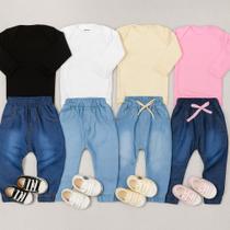 Kit 3 Peças Bebê Estilo Urbano com Body, Calça e Tênis Kit 3 Peças Bebê Estilo Urbano com Body, Calça e Tênis
