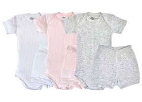 Kit 3 Peças - Conjunto Body Liso Manga Curta + Shorts em 100% Algodão. Combinação perfeita para o bebê ficar mais lindo e bem fresquinho neste calor Kit 3 Peças - Conjunto Body Liso Manga Curta + Shorts em 100% Algodão. Combinação perfeita para o bebê ficar mais lindo e bem fresquinho neste calor
