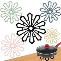 Kit 3 Peças Descanso De Panela Suporte de Panela Modelo Flor Silicone TPR