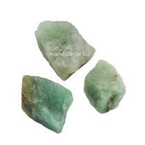 Kit 3 Pedras Brutas de Quartzo Verde Cristais Naturais - Mandala de Luz