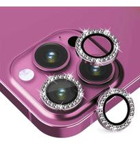 Kit 3 Películas Câmera iPhone 15 Pro / Pro Max Com Strass Kit 3 Películas Câmera iPhone 15 Pro / Pro Max Com Strass