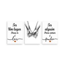 Kit 3 Placa Decorativa Quadro Casal Ter Um Lugar Para Ir É Lar Amar é Família Mãos Entrelaçadas Kit 3 Placa Decorativa Quadro Casal Ter Um Lugar Para Ir É Lar Amar é Família Mãos Entrelaçadas
