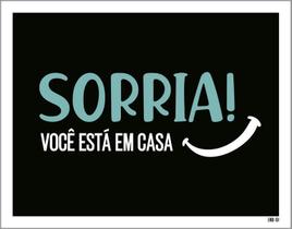 Kit 3 Placas Decorativa - Sorria Você Está Em Casa