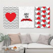 Kit 3 Quadros Aqui Tem Amor Vermelho E Cinza 33x24cm - com vidro