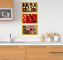 Kit 3 Quadros Decorativos 33x21 Cozinha Pimentas Moldura Madeira Vidro