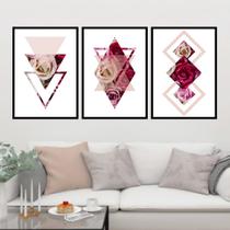 Kit 3 Quadros Geométrico Triângulos Rosas 33x24cm - com vidro Kit 3 Quadros Geométrico Triângulos Rosas 33x24cm - com vidro