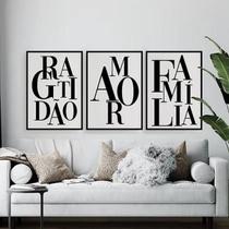 Kit 3 Quadros Gratidão Amor E Família 33X24 C/Vidro - Branca Kit 3 Quadros Gratidão Amor E Família 33X24 C/Vidro - Branca