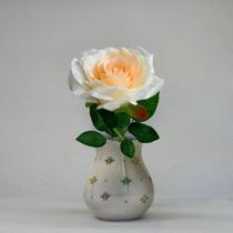 Kit 3 Rosas Artificiais Abertas em tecido linda e delicada Flores Artificiais para Decoração na Sala Cor:Creme Kit 3 Rosas Artificiais Abertas em tecido linda e delicada Flores Artificiais para Decoração na Sala Cor:Creme