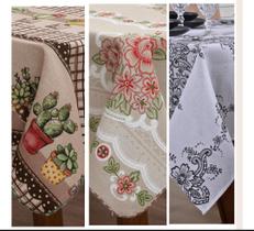 Kit 3 Toalhas De Mesa Estampas, Variadas 4 Cadeiras. Kit 3 Toalhas De Mesa Estampas, Variadas 4 Cadeiras.