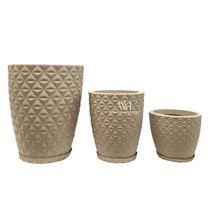 Kit 3 Vasos Decorativos Planta ou Flor Polietileno Cone Redondo Diamante 3D Nº1 Nº2 Nº3 com Pratos Kit 3 Vasos Decorativos Planta ou Flor Polietileno Cone Redondo Diamante 3D Nº1 Nº2 Nº3 com Pratos