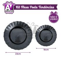 Kit 30 pratos -15 Refeição/15 Sobremesa pétala fundo TENDENCIAS redondo PLÁSTICO