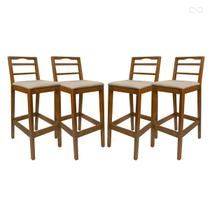 Kit 4 Banquetas para Balcão Estofada Alta Grécia de Madeira Amêndoa Linho Bege CCS Kit 4 Banquetas para Balcão Estofada Alta Grécia de Madeira Amêndoa Linho Bege CCS
