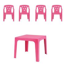 Kit 4 Cadeiras Poltroninhas e 1 Mesa Mesinha Rosa Plástica