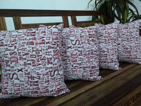 Kit 4 Capas Almofadas Jacquard Estampado LETRA COM VERMELHO 45x45 Cm
