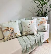 Kit 4 Capas de Almofada Páscoa Coelhinhos Pompom 43x43 Decorativa Sofá Sala