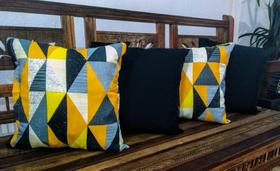 Kit 4 Capas de Almofadas 45x45cm Gorgurinho Geométrico Amarelo/Oxford Preto