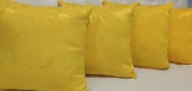 Kit 4 Capas De Almofadas Amarelas Jacquard 45x45 Com Ziper Kit 4 Capas De Almofadas Amarelas Jacquard 45x45 Com Ziper