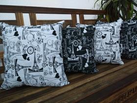 Kit 4 Capas de Almofadas Decorativas Jacquard Paris branco com preto