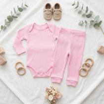 Kit 4 Conjuntos Bebê Body Manga Longa + Calça Canelado Maternidade Enxoval 100% Algodão RN ao 1 Ano Kit 4 Conjuntos Bebê Body Manga Longa + Calça Canelado Maternidade Enxoval 100% Algodão RN ao 1 Ano