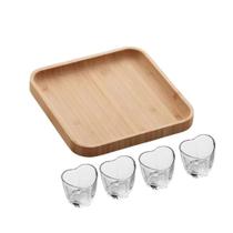Kit 4 Copos de Dose Shot Coração com Bandeja de Bambu para Petiscos Vidro Transparente Lyor Kit 4 Copos de Dose Shot Coração com Bandeja de Bambu para Petiscos Vidro Transparente Lyor