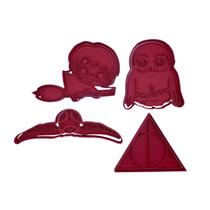 Kit 4 Cortador e Marcador de Biscoito Personagem Bruxo