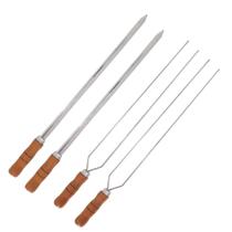 Kit 4 Espetos De Inox 40cm Com Cabo Madeira - Espada E Duplo Kit 4 Espetos De Inox 40cm Com Cabo Madeira - Espada E Duplo
