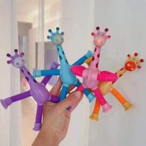 Kit 4 Girafas Melman com Luz de LED Brinquedo Infantil Tubos coloridos Brinquedos para Crianças