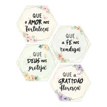 Kit 4 Placas Decorativas Delicadas Hexágonos 25x22 Amor, Fé, Deus e Gratidão