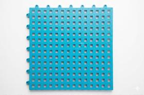 Kit 4 Tapete Piso Estrado Antiderrapante 30x30cm Box Banheiro Piscina Modular Drenante Chuveiro Área Molhada Encaixe