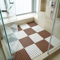 Kit 4 Tapete Piso Estrado Antiderrapante 30x30cm Box Banheiro Piscina Modular Drenante Chuveiro Área Molhada Encaixe