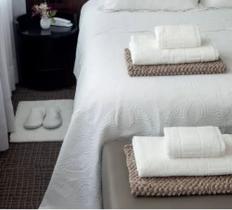 Kit 4 Toalhas Brancas Linha Hotelaria Profissional 02 Banho e 02 Rosto