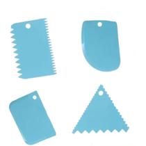 KIT 4pçs Raspadores de Bolo Plástico Confeitaria Decoração KIT 4pçs Raspadores de Bolo Plástico Confeitaria Decoração